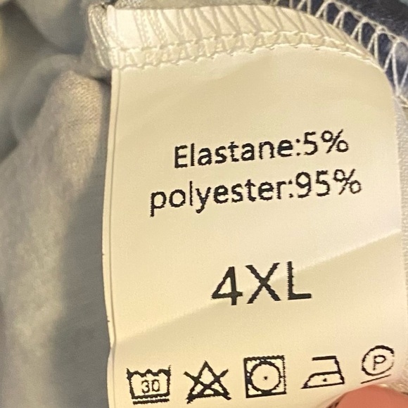 Short Sleeve V-Neck NWOT T-Shirt, Stripe Print - Picture 9 of 9